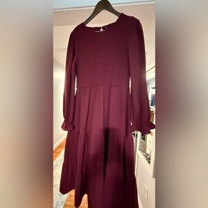Elegant Burgundy Long Sleeve Dress